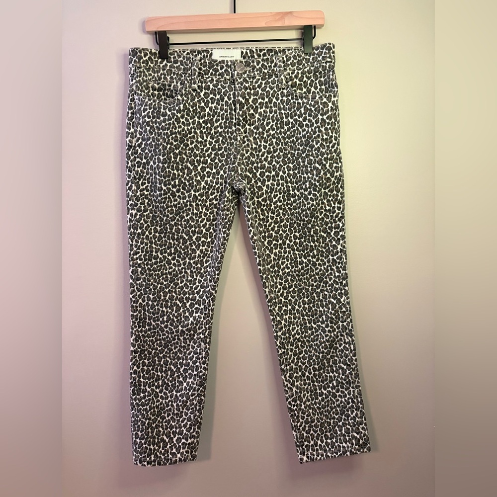 Women’s Current/Elliott The Fling jeans in Snow Leopard print size 27